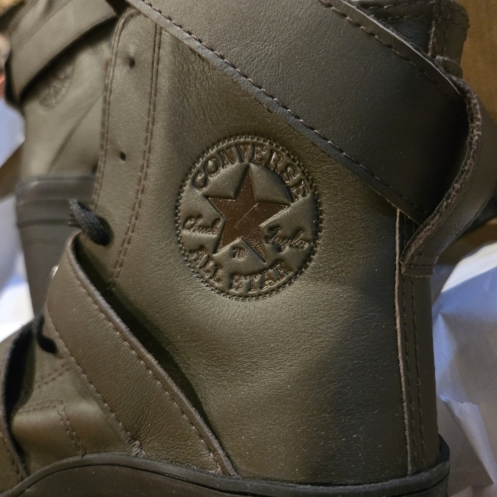 CONVERSE Chuck 70 De Luxe Heel Leather & Buckles High Top, Platform A12209C NEW! - Picture 12 of 16